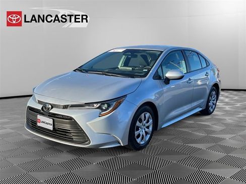 Certified 2023 Toyota Corolla LE image 3