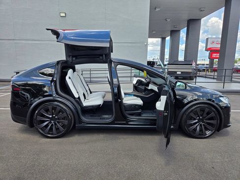 Used 2022 Tesla Model X AWD/4WD image 57