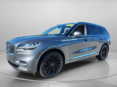 Used 2021 Lincoln Aviator Reserve w/ Equipment Group 208A image 2