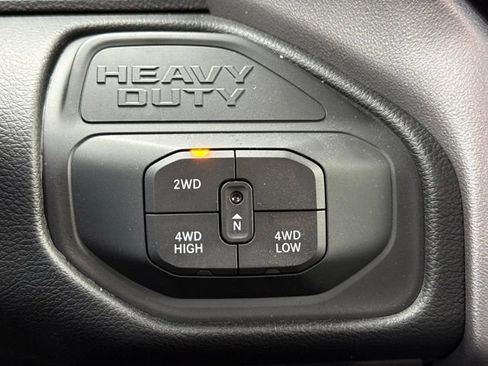 Certified 2026 RAM 2500 Laramie AWD/4WD image 28