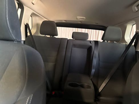 Used 2024 Nissan Rogue S FWD image 20