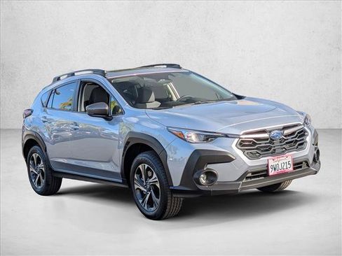 Certified 2025 Subaru Crosstrek 2.0i Premium image 4