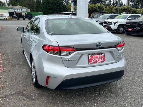 Certified 2023 Toyota Corolla LE w/ Carpet Mat Package (TMS) FWD image 8