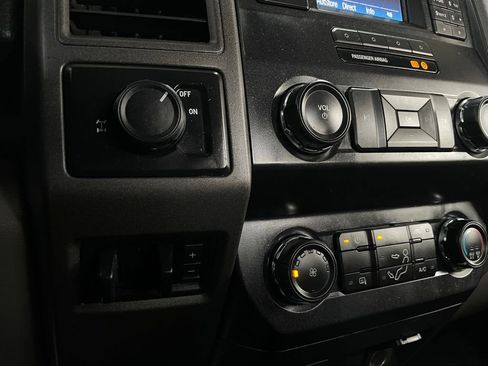 Used 2019 Ford F350 XL w/ Power Equipment Group image 34