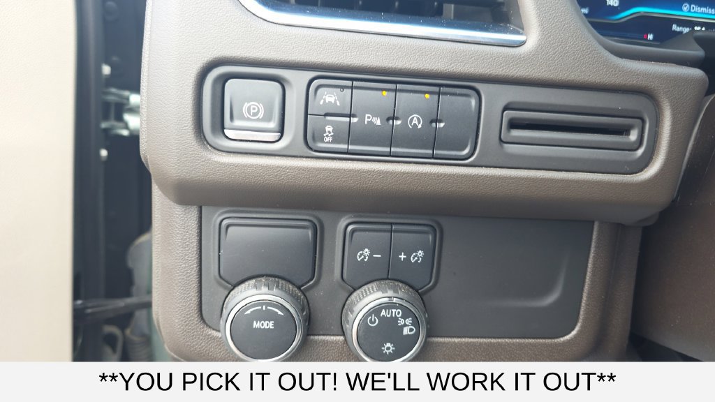 Used 2024 Chevrolet Tahoe LT RWD image 13