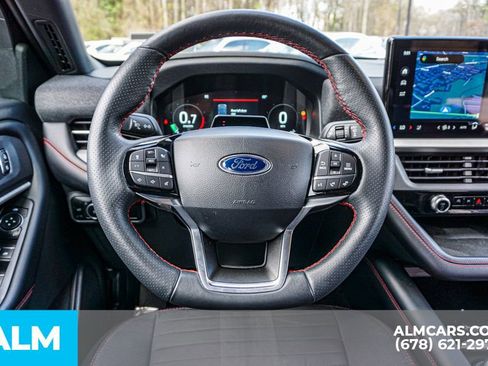 Used 2025 Ford Explorer ST-Line image 29