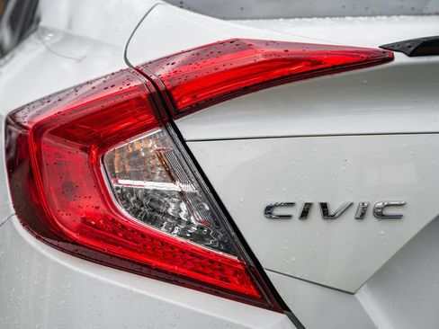 Used 2021 Honda Civic Sport image 6