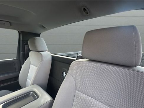 Used 2017 Chevrolet Silverado 2500 W/T w/ Snow Plow Prep Package image 18