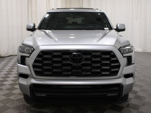 Used 2025 Toyota Sequoia Platinum AWD/4WD image 41
