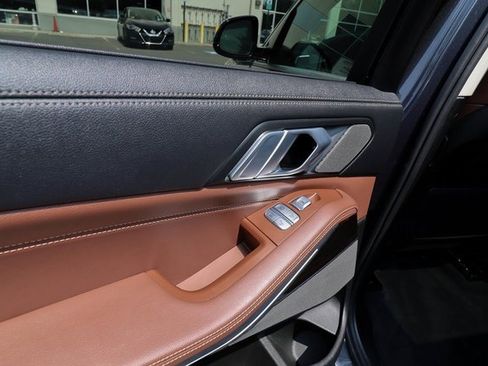 Used 2020 BMW X7 xDrive40i w/ Premium Package image 45