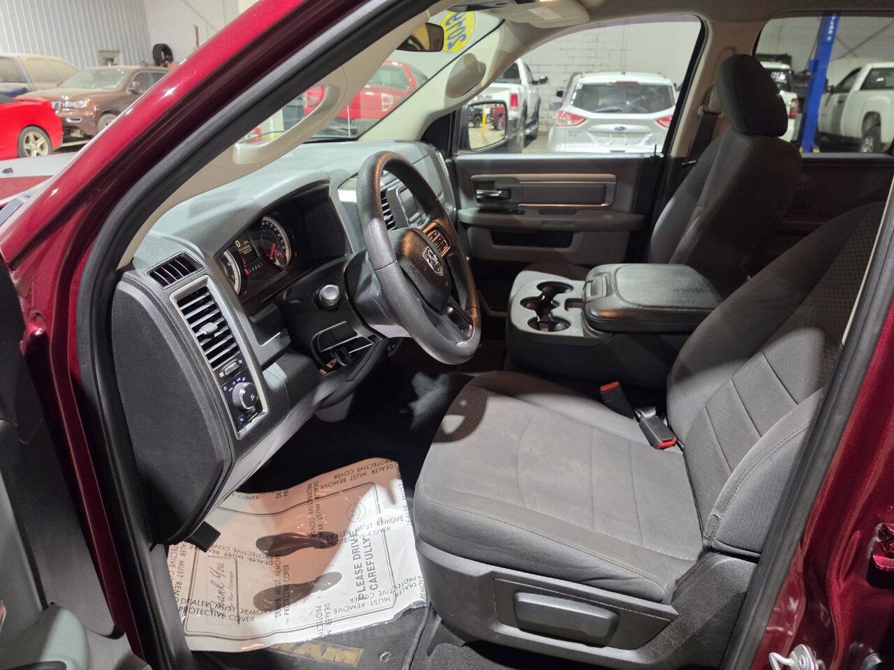 Used 2019 RAM 1500 Warlock AWD/4WD image 28