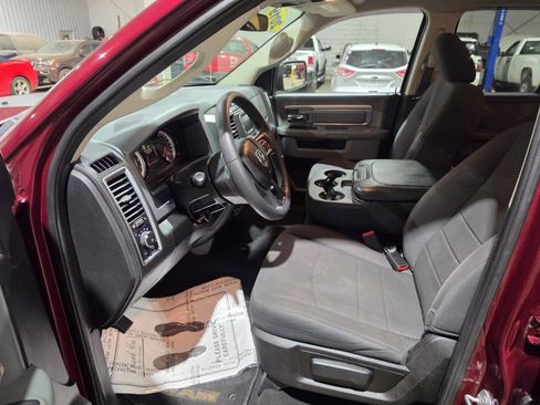Used 2019 RAM 1500 Warlock AWD/4WD image 28