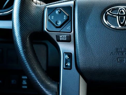 Used 2022 Toyota Tacoma TRD Sport image 20