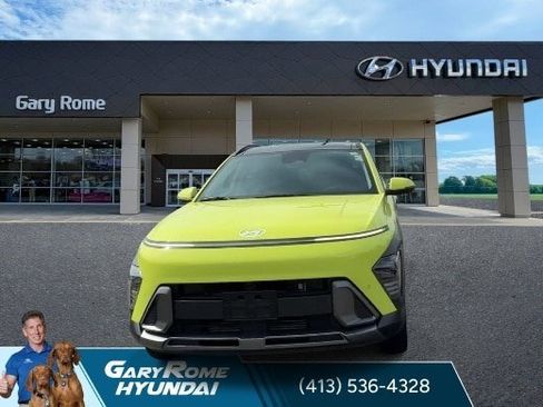 Used 2024 Hyundai Kona Limited AWD/4WD image 3