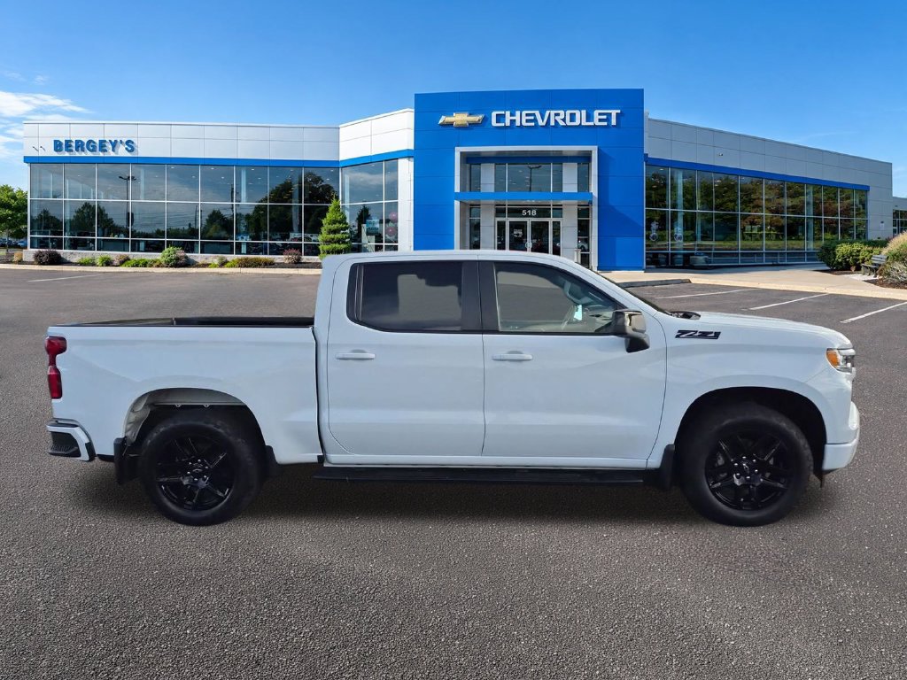 Used 2023 Chevrolet Silverado 1500 RST w/ Convenience Package II AWD/4WD image 6