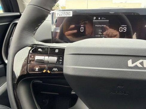 New 2026 Kia Sorento S AWD/4WD image 22