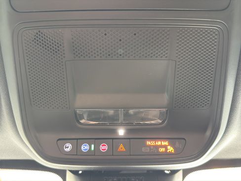 New 2026 Chevrolet Equinox ACTIV w/ LPO, Floor Liner Package image 17