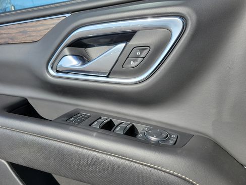 Used 2024 Chevrolet Tahoe Premier image 6