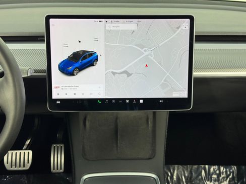Used 2021 Tesla Model Y Performance image 21
