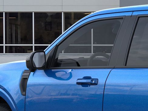 New 2025 Ford Maverick Lariat w/ Black Appearance Package image 45