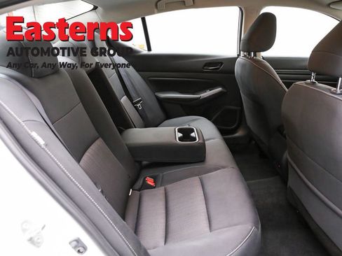 Used 2025 Nissan Altima 2.5 SV FWD image 23