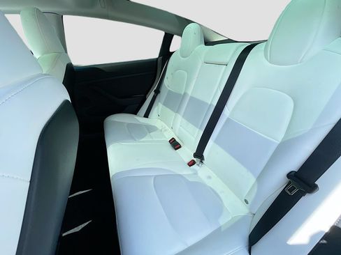 Used 2023 Tesla Model 3 Standard Range RWD image 23
