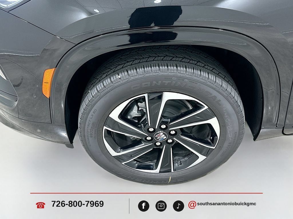 New 2026 Buick Enclave Sport Touring w/ Power Package AWD/4WD image 32