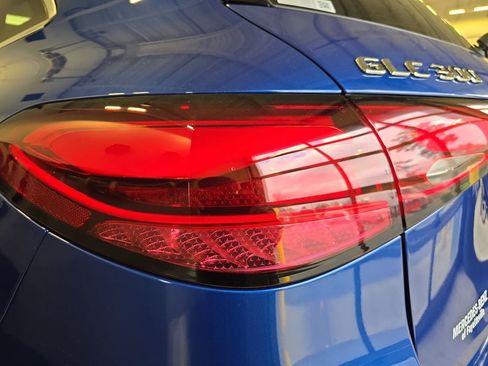 New 2026 Mercedes-Benz GLC 300 image 37