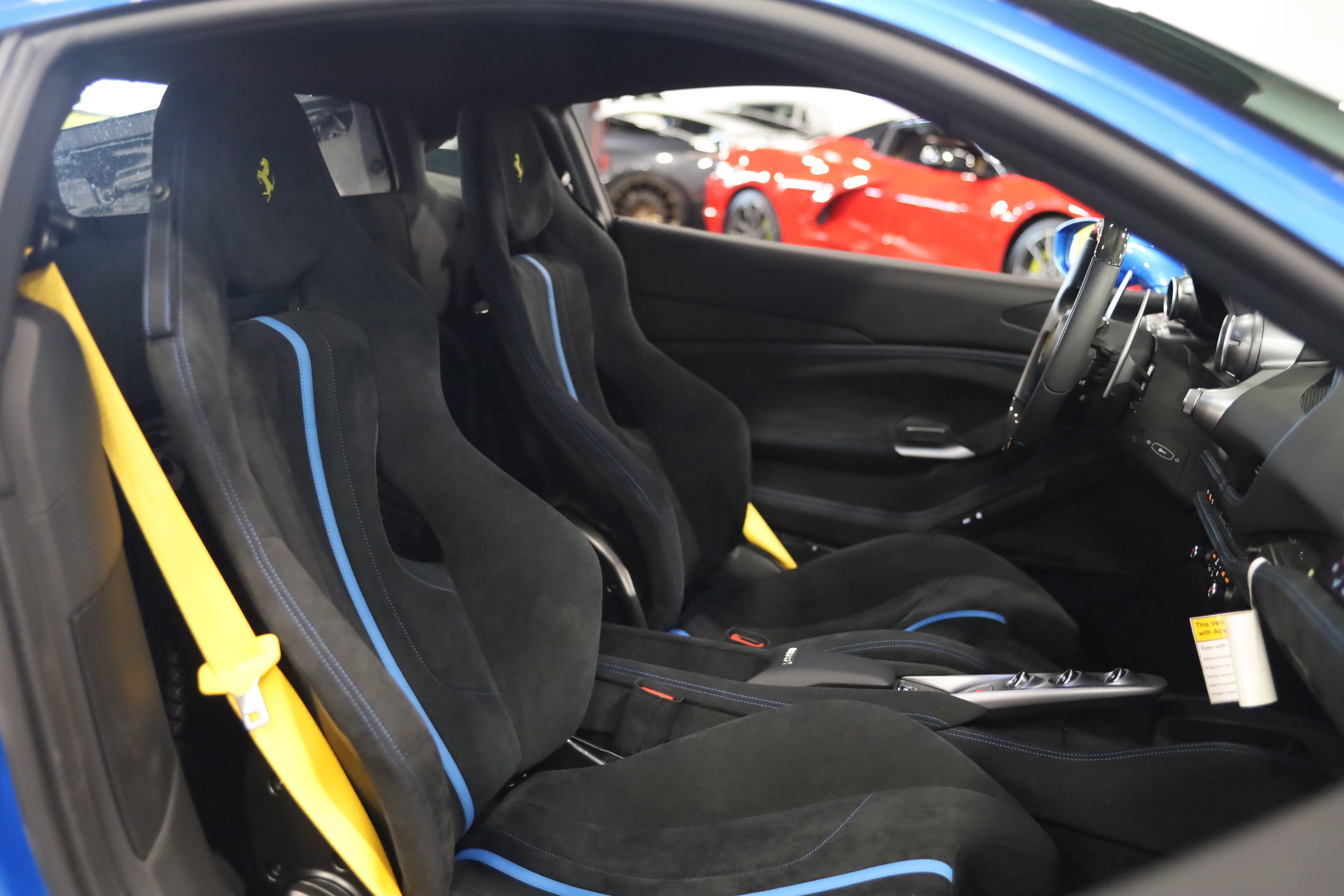Used 2022 Ferrari F8 Tributo RWD image 38