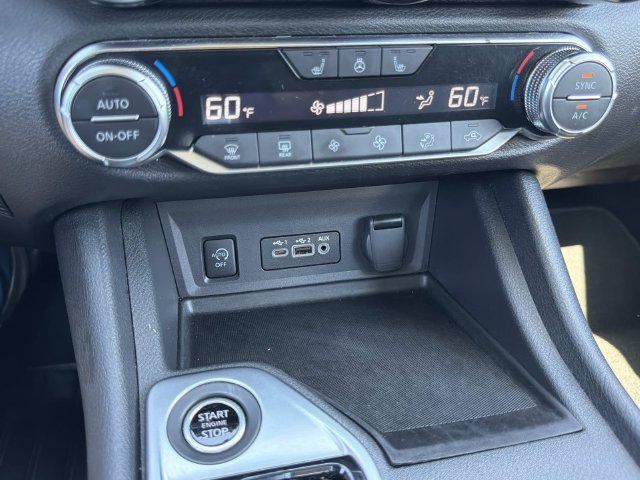 Used 2025 Nissan Sentra SV w/ All-Weather Package FWD image 30