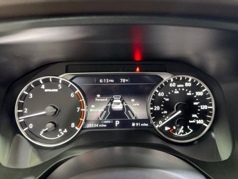 Used 2023 Nissan Rogue SV image 13