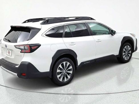 Certified 2025 Subaru Outback Limited w/ Popular Package #2 AWD/4WD image 9