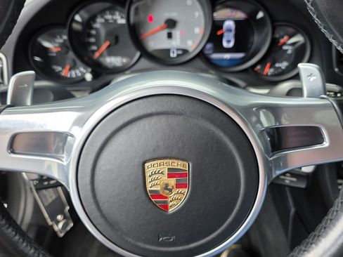 Used 2015 Porsche 911 Carrera 4S image 29