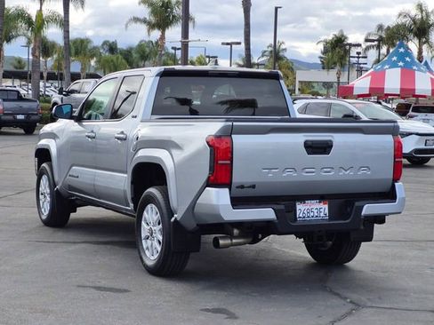 Used 2025 Toyota Tacoma SR5 image 7