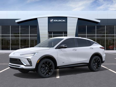 New 2026 Buick Envista Sport Touring image 2