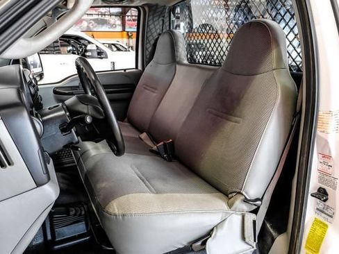 Used 2006 Ford F350 XL AWD/4WD image 21