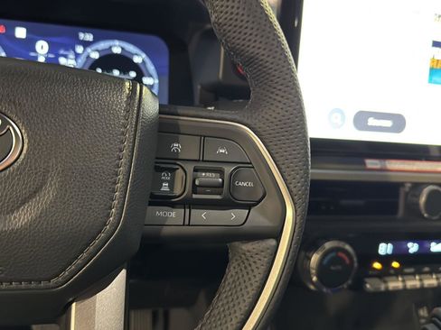 New 2025 Toyota Tacoma TRD Off-Road image 19