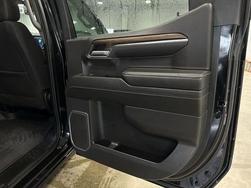 Used 2023 Chevrolet Silverado 1500 RST image 30