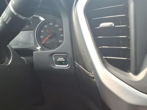 Used 2023 GMC Acadia SLE w/ Driver Convenience Package FWD image 23