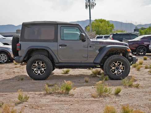 Used 2020 Jeep Wrangler Rubicon AWD/4WD image 8