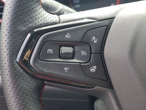 Used 2024 Chevrolet Trax RS w/ Driver Confidence Package FWD image 9