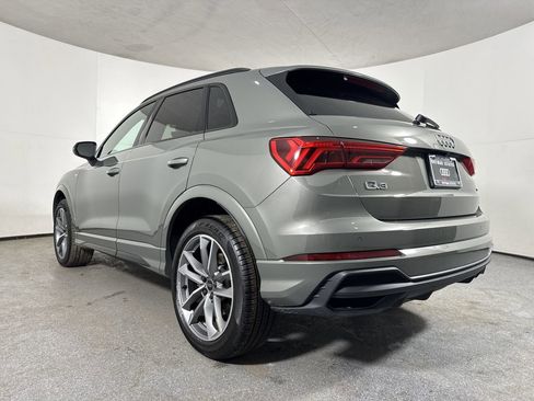 Used 2025 Audi Q3 2.0T Premium image 34