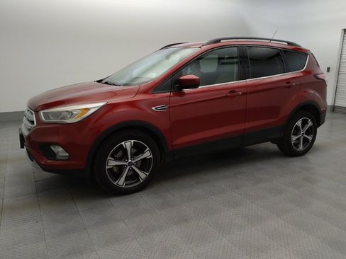Used 2018 Ford Escape SEL FWD image 2