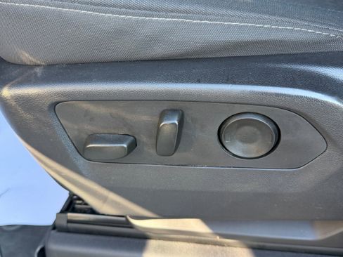 Used 2024 GMC Sierra 1500 Elevation image 16