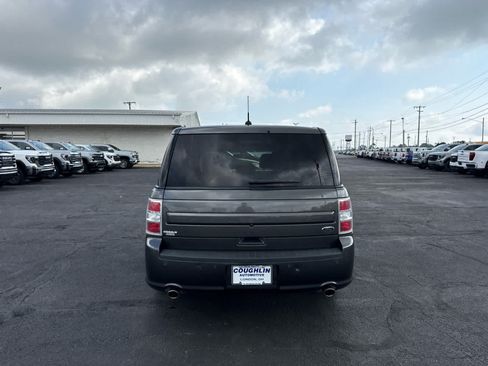 Used 2019 Ford Flex SE FWD image 4