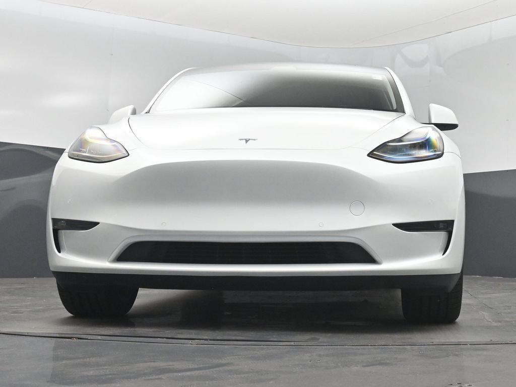 Used 2022 Tesla Model Y Long Range AWD/4WD image 31