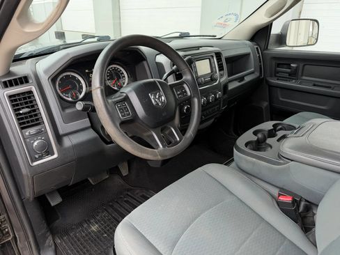 Used 2018 RAM 2500 Tradesman w/ Chrome Appearance Group AWD/4WD image 10