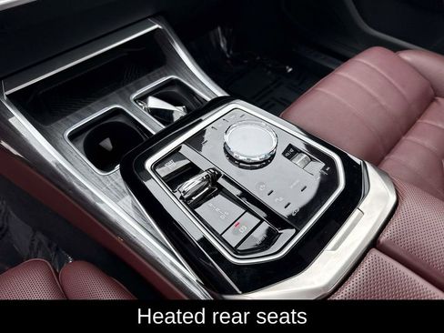 Used 2025 BMW 760i xDrive w/ Executive Package image 28