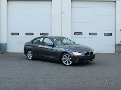 Used 2013 BMW 335i Sedan image 2