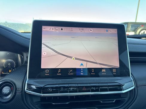 Used 2022 Jeep Compass Trailhawk w/ Trailhawk Elite Group image 18